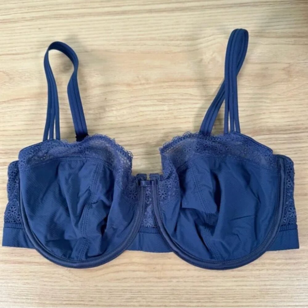Chantelle underwire lace bra size 34DDD (34F) - blue